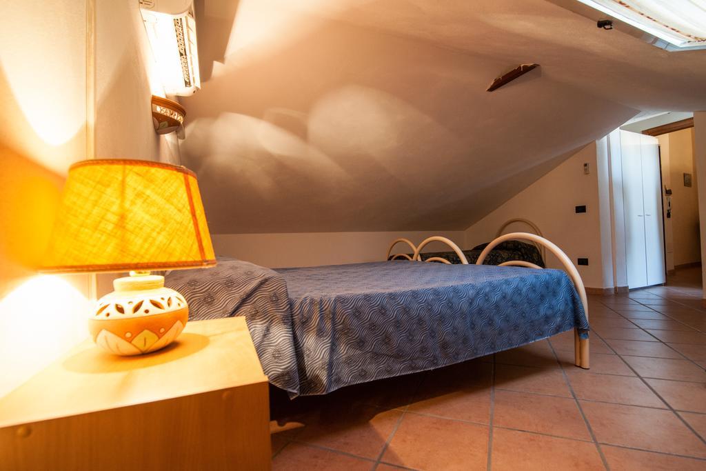 Bed and Breakfast Lo Sparviero Джераче Экстерьер фото